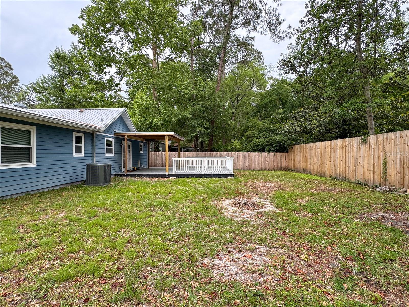 Image 5 of 30 For 2715 47th Place