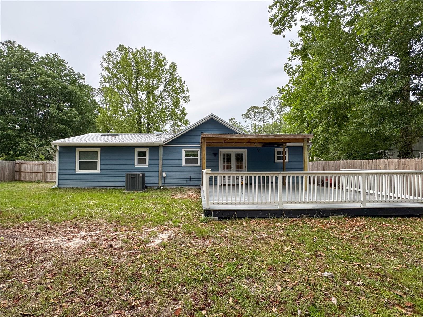 Image 6 of 30 For 2715 47th Place