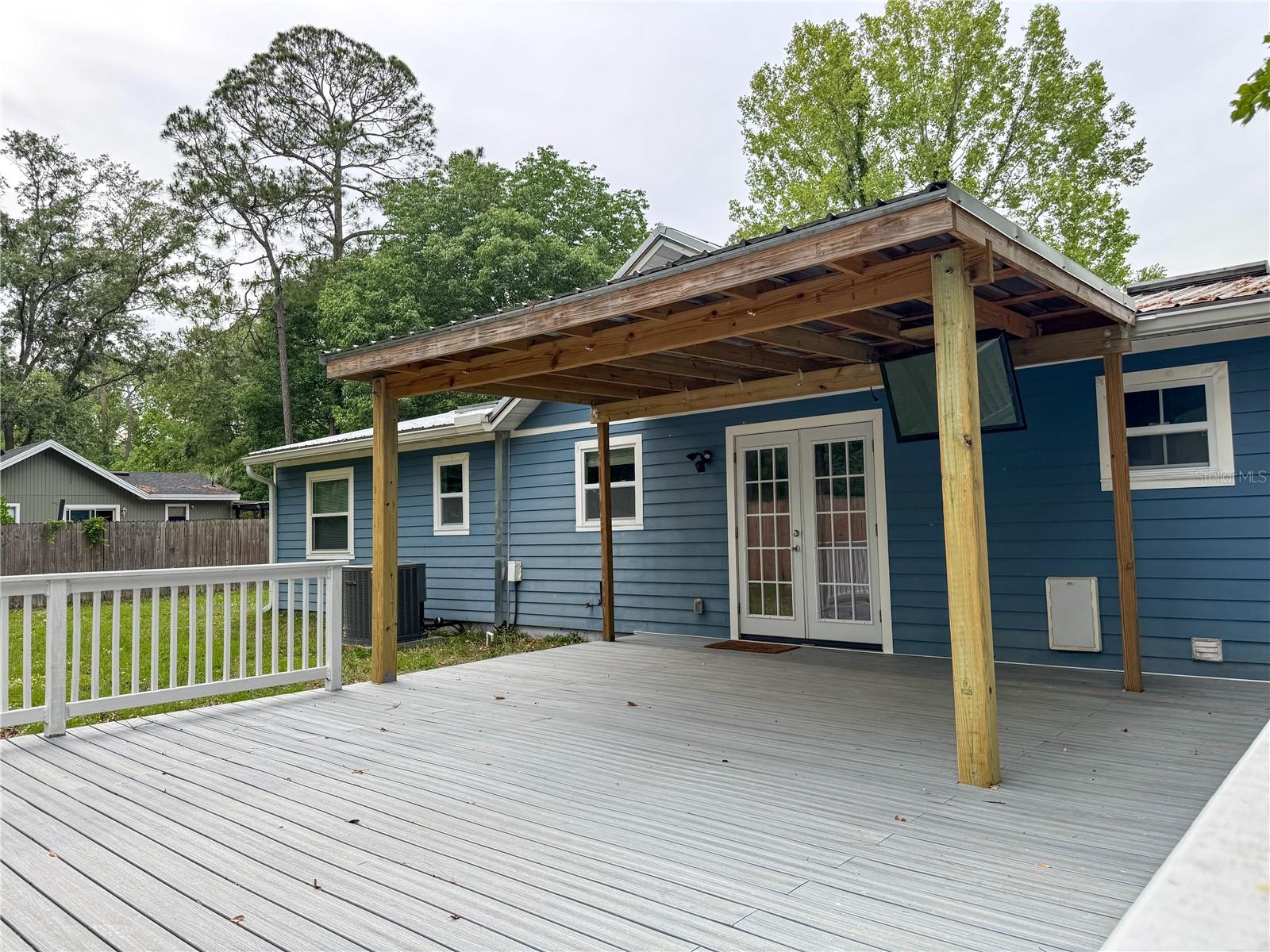 Image 9 of 30 For 2715 47th Place