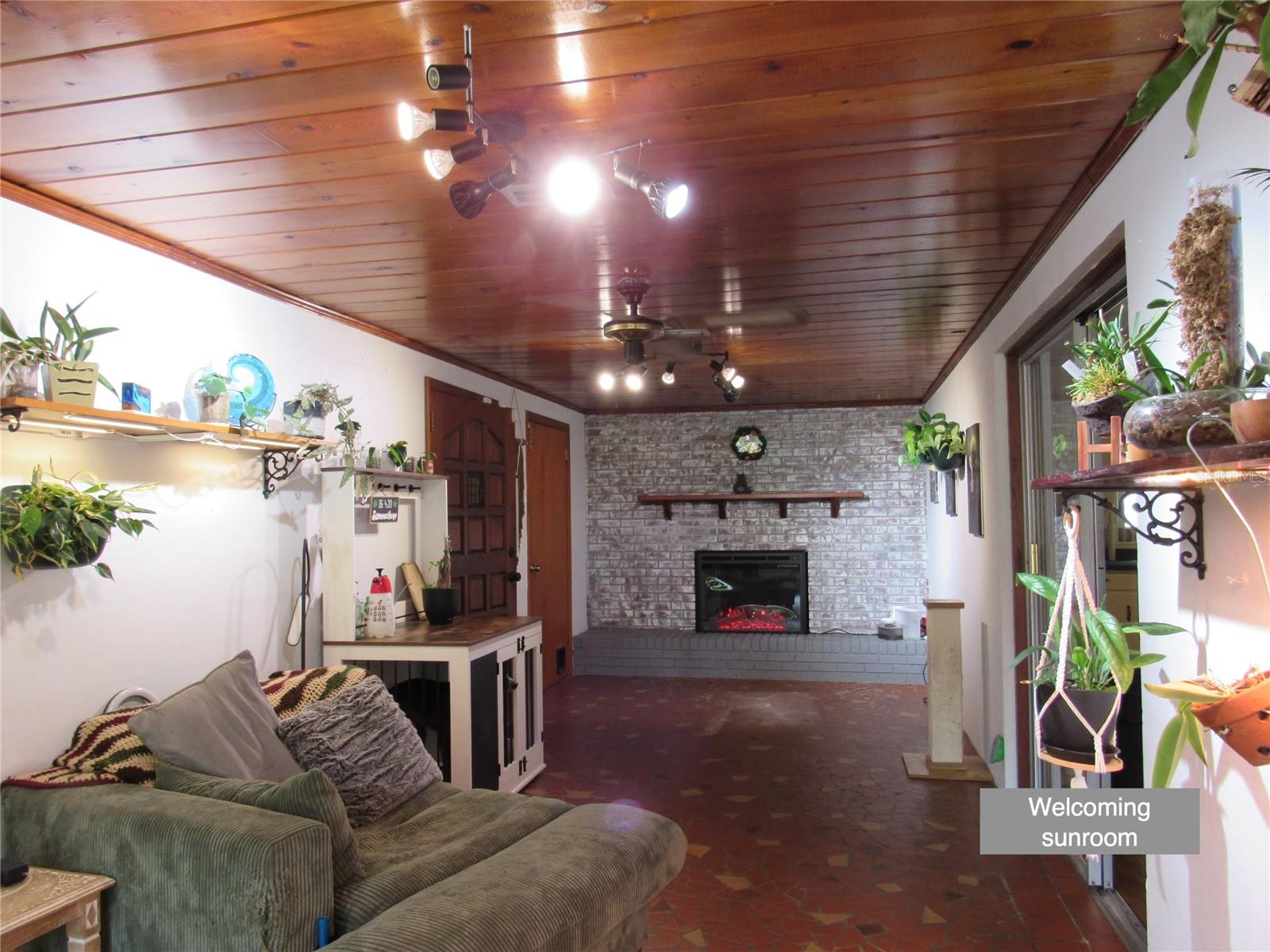 Image 5 of 40 For 20526 State Road 121