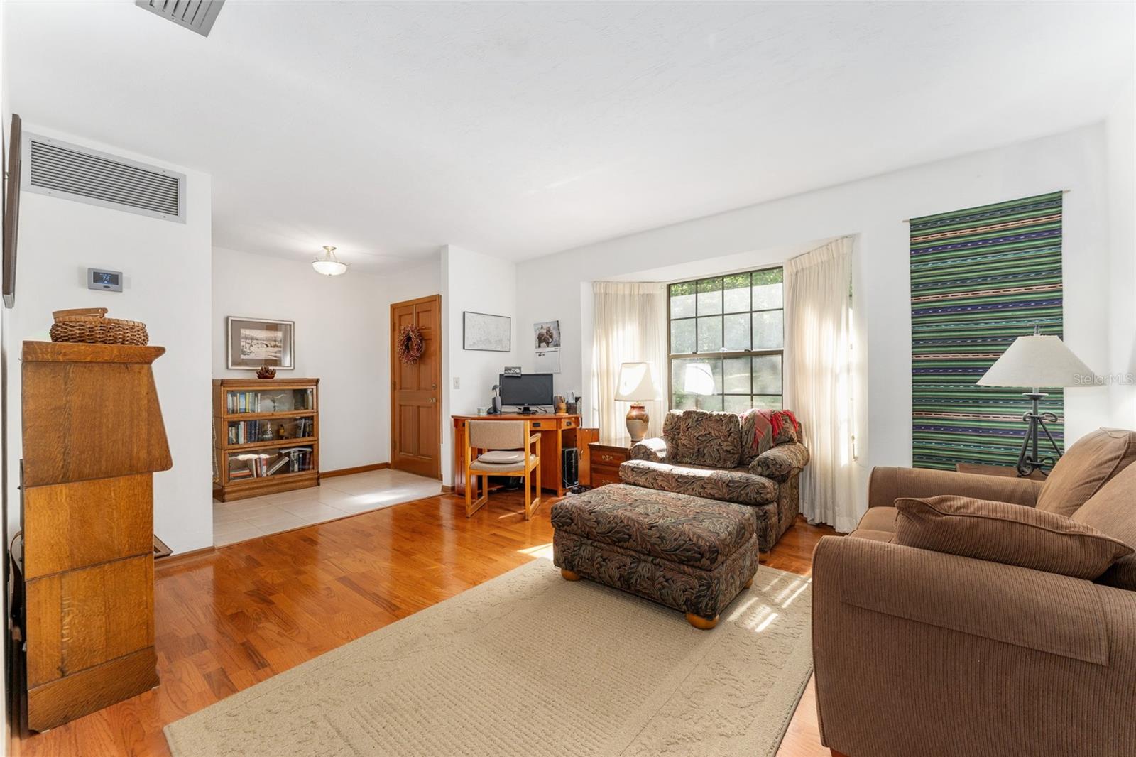 Image 12 of 48 For 7022 51st Terrace