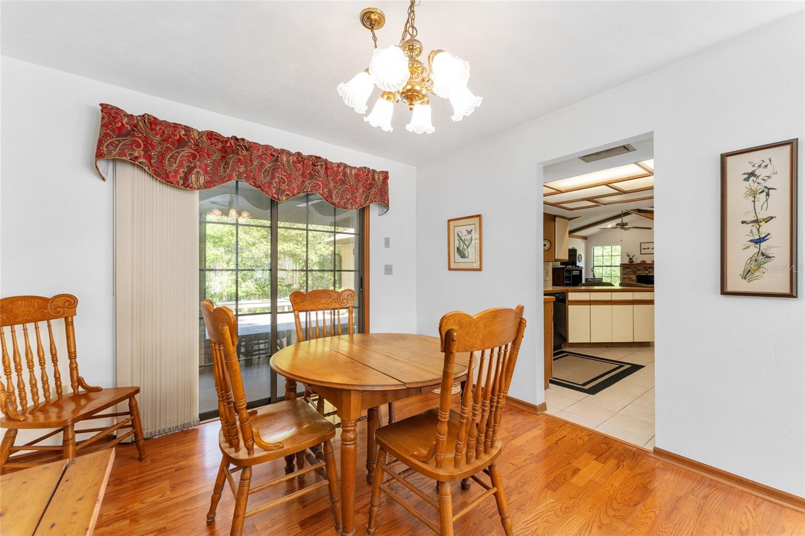 Image 15 of 48 For 7022 51st Terrace