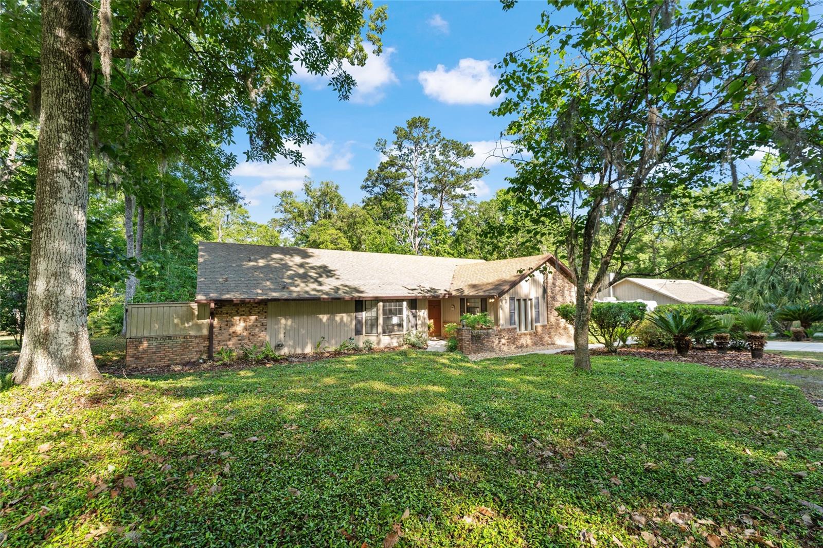 Image 3 of 48 For 7022 51st Terrace