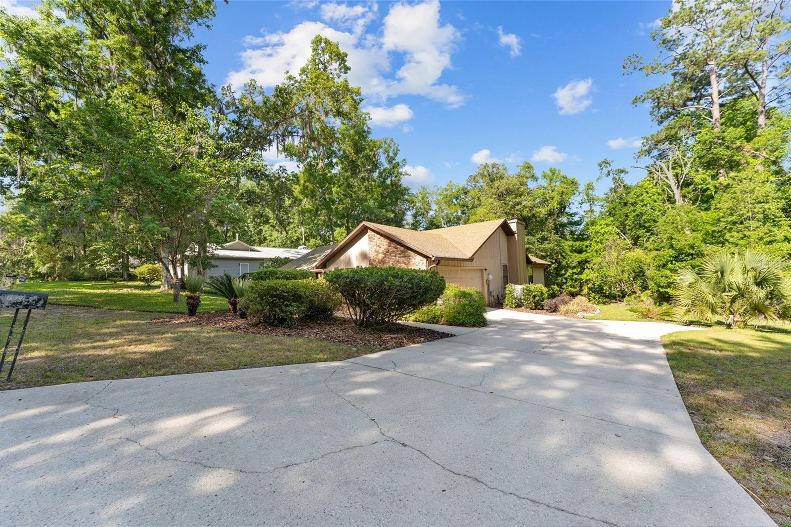 Image 4 of 48 For 7022 51st Terrace