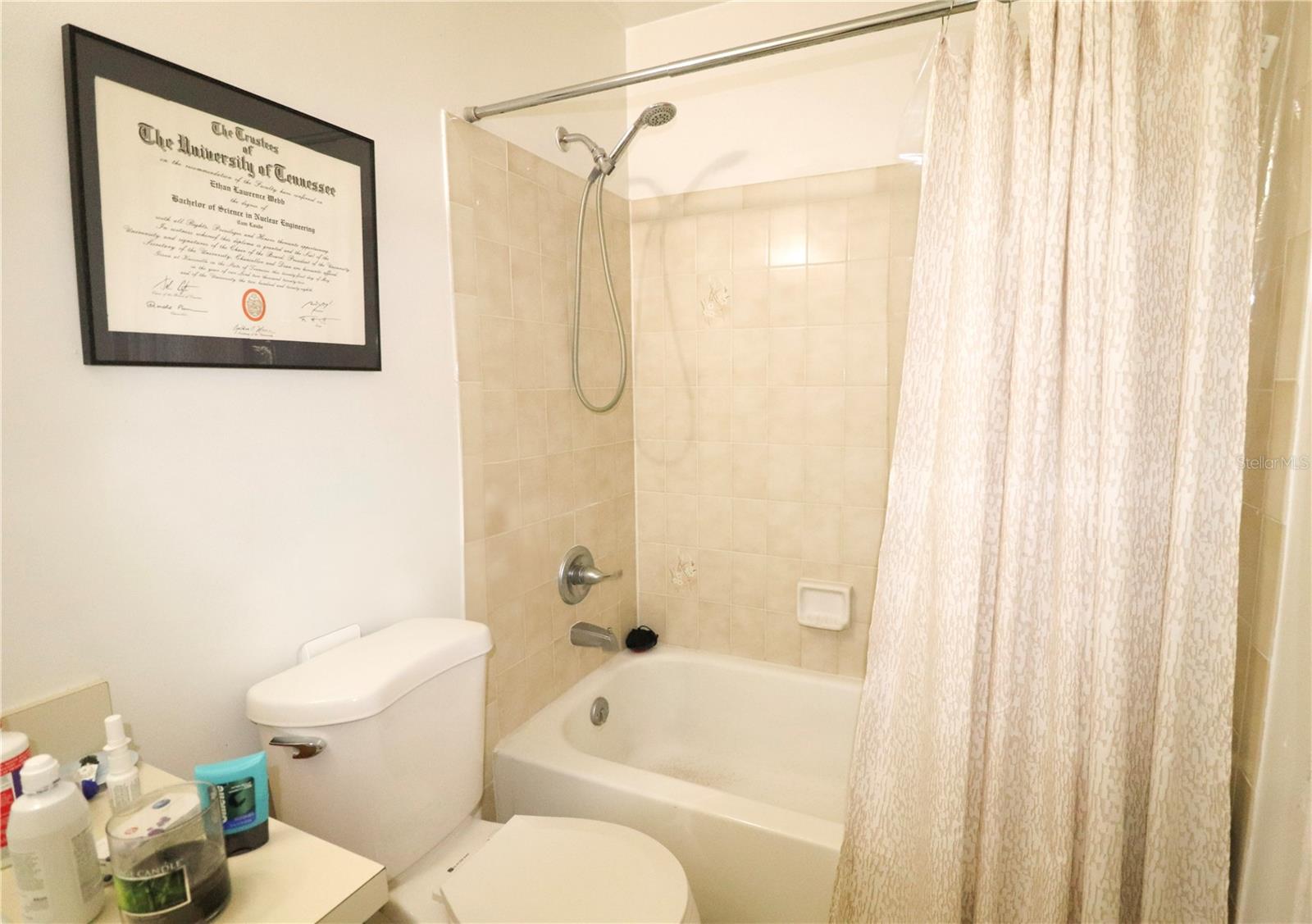 Image 36 of 43 For 2300 43rd Street T-3 - Room