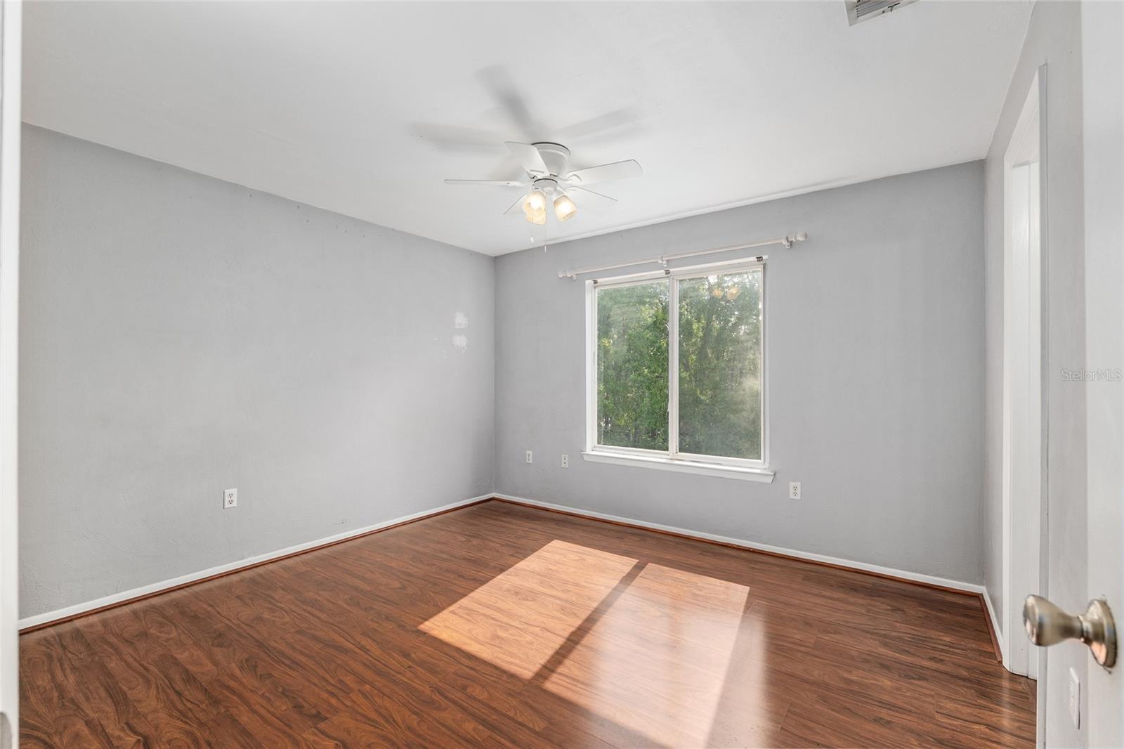Image 18 of 49 For 4000 23rd Street 2-305