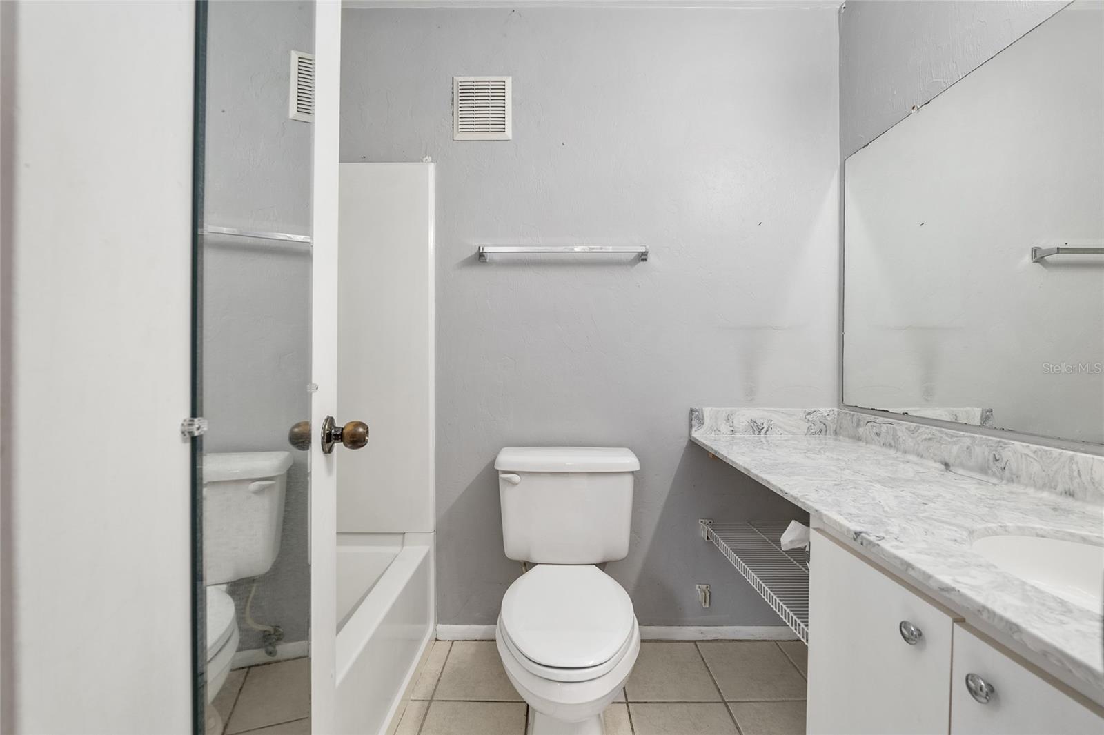 Image 21 of 49 For 4000 23rd Street 2-305