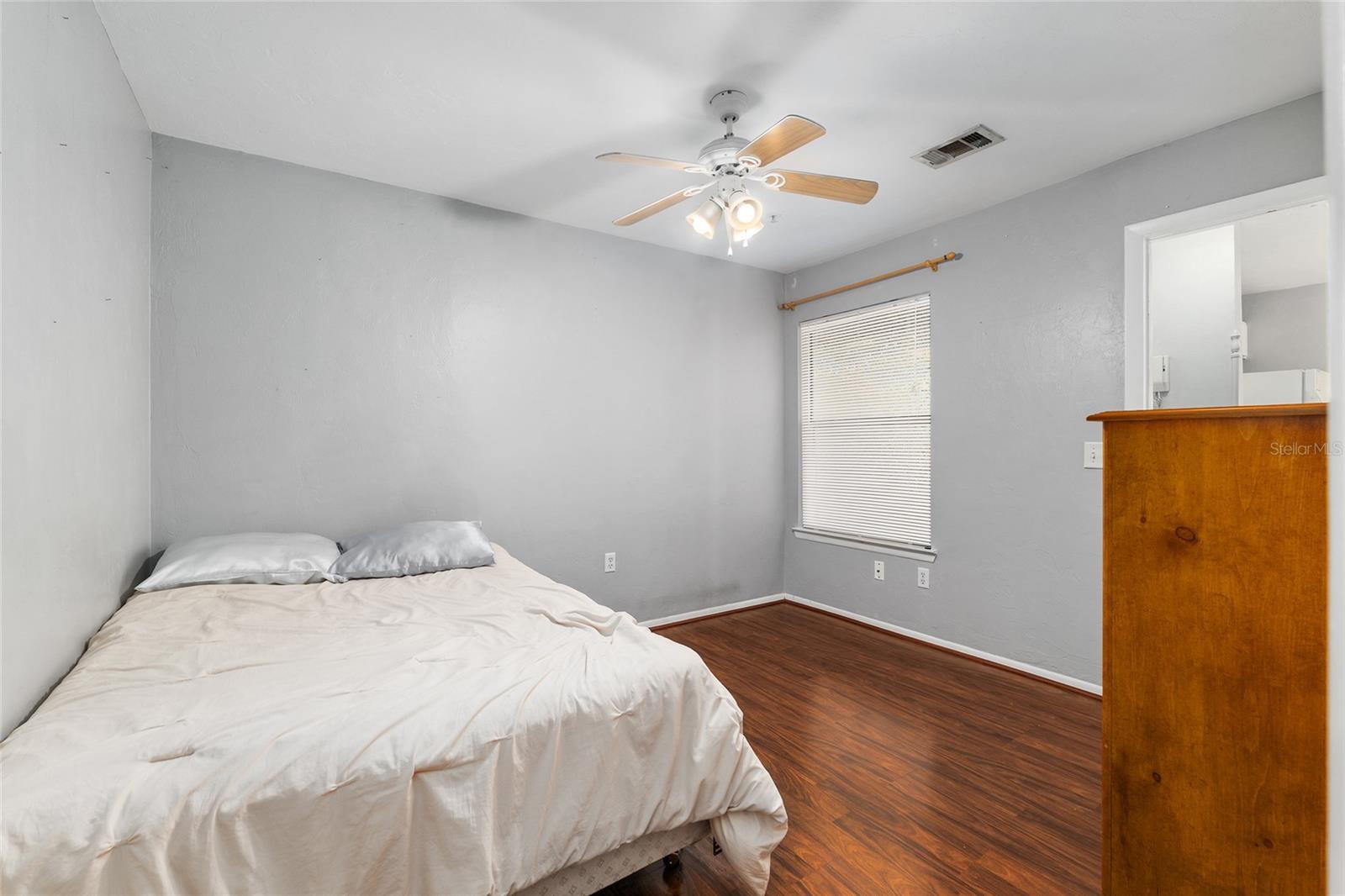 Image 35 of 49 For 4000 23rd Street 2-305