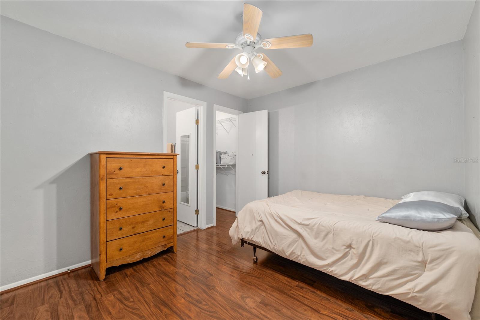 Image 36 of 49 For 4000 23rd Street 2-305