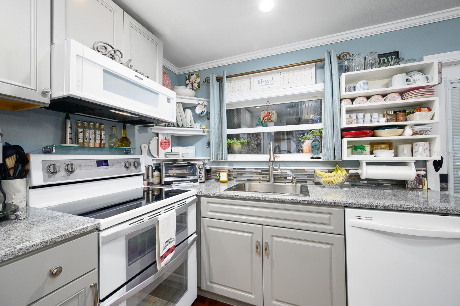 Image 11 of 36 For 8529 40th Terrace