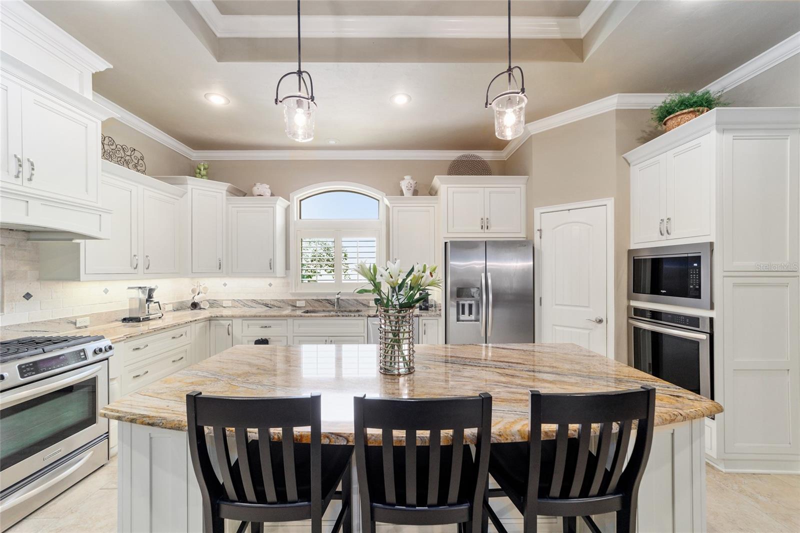 Image 21 of 81 For 3505 105th Street