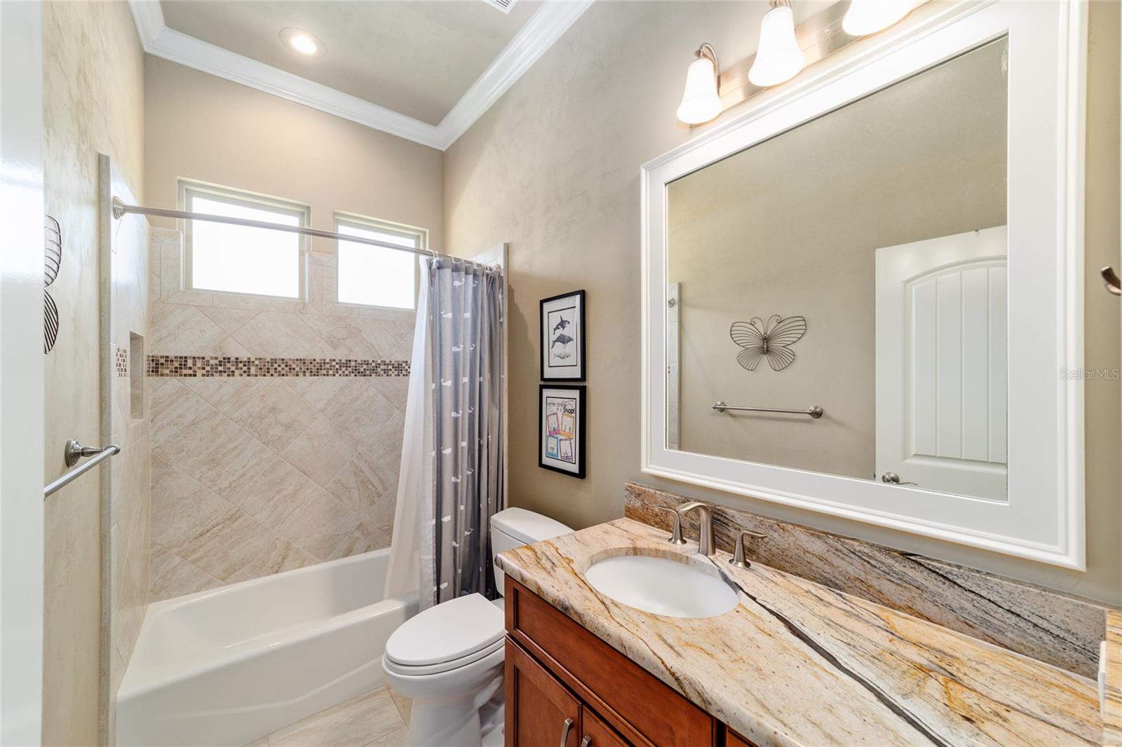 Image 40 of 81 For 3505 105th Street
