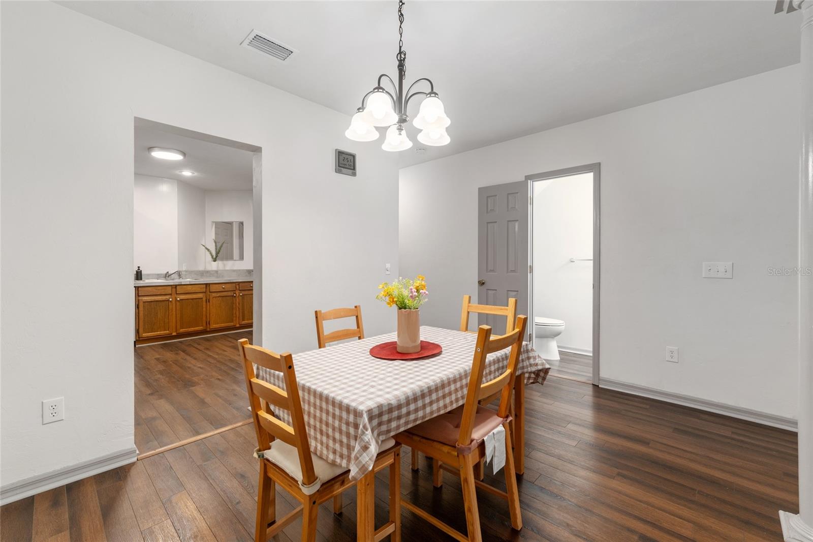 Image 13 of 58 For 938 42nd Terrace