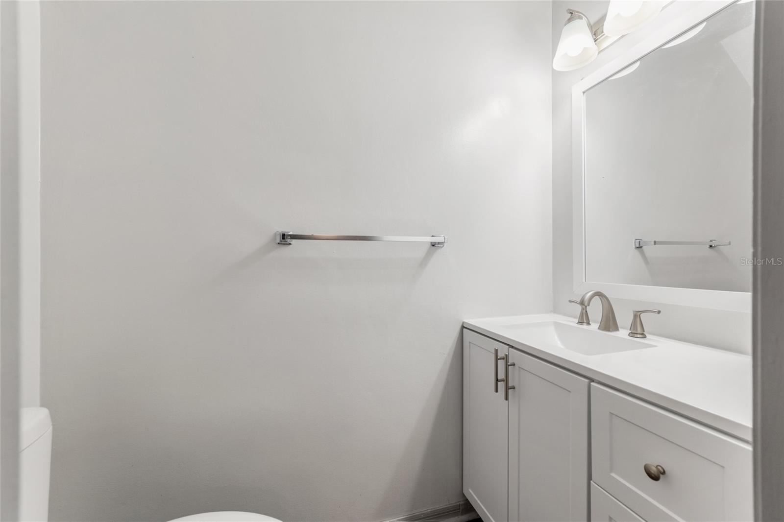 Image 16 of 58 For 938 42nd Terrace