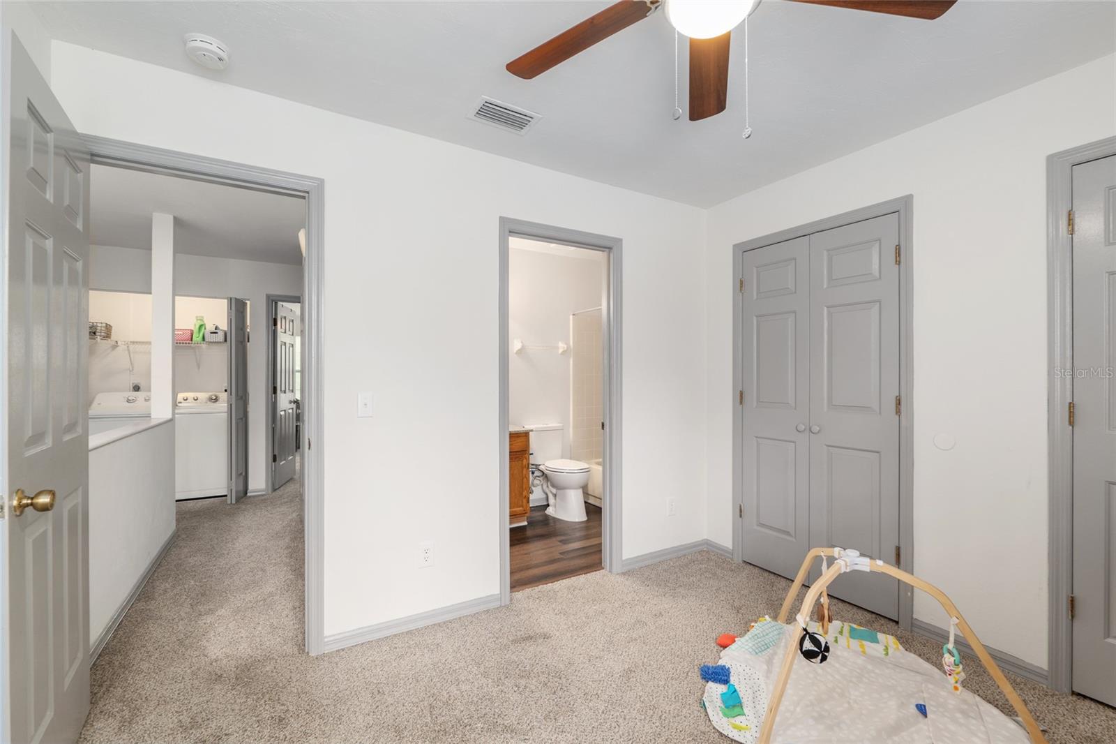Image 31 of 58 For 938 42nd Terrace
