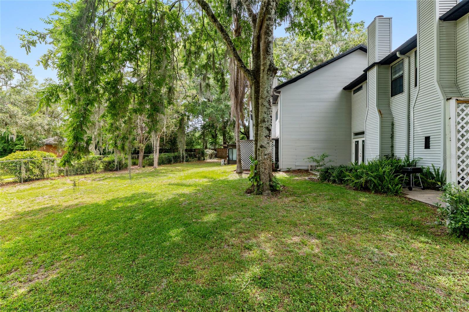 Image 41 of 58 For 938 42nd Terrace