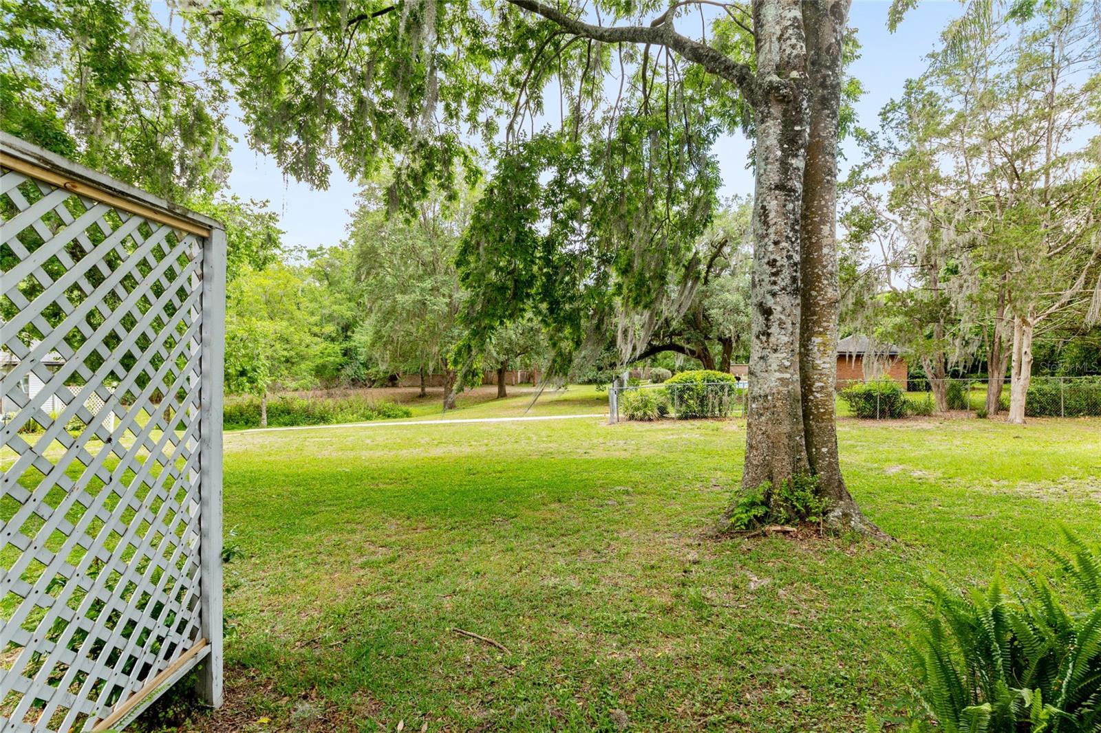 Image 42 of 58 For 938 42nd Terrace