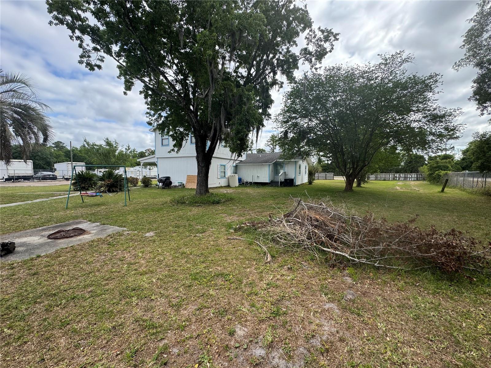 Image 14 of 16 For 5515-5517 Shad Road