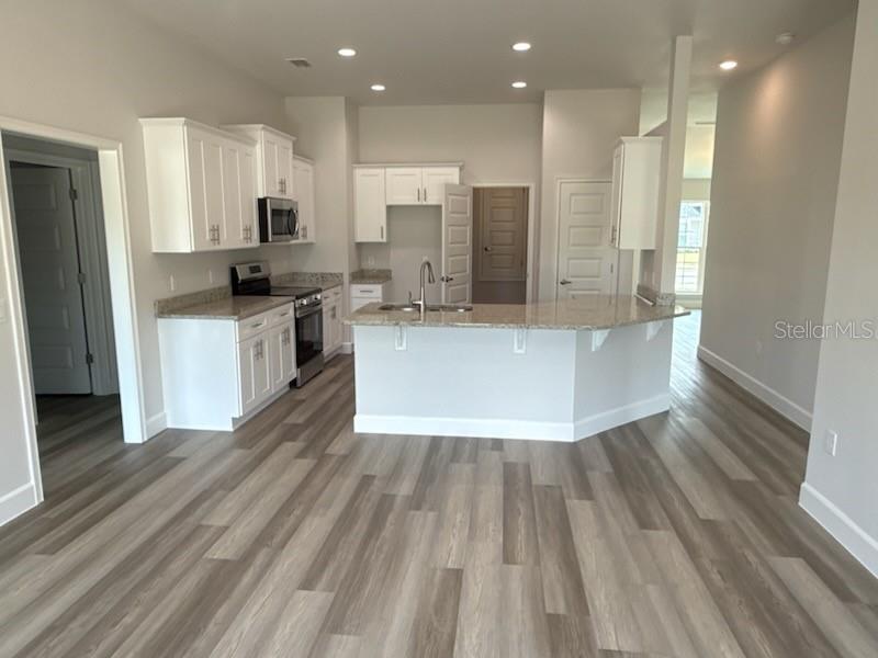 Image 4 of 6 For 12661 162nd Drive