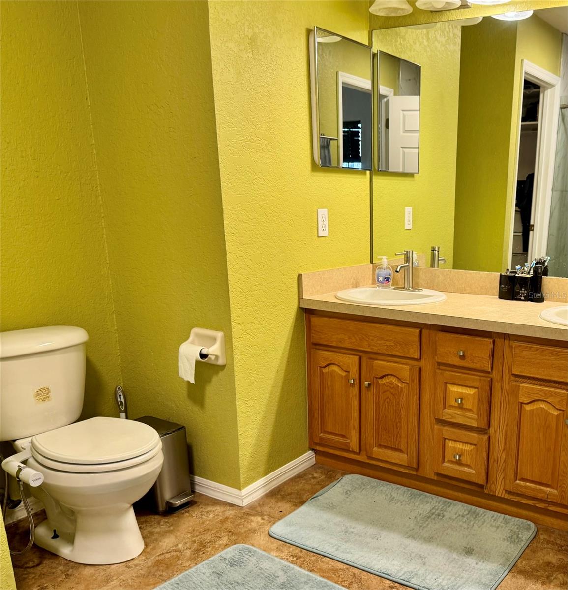 Image 18 of 47 For 5722 85th Street