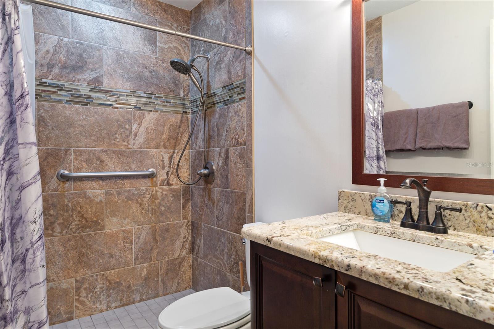 Image 20 of 31 For 9505 4th Place