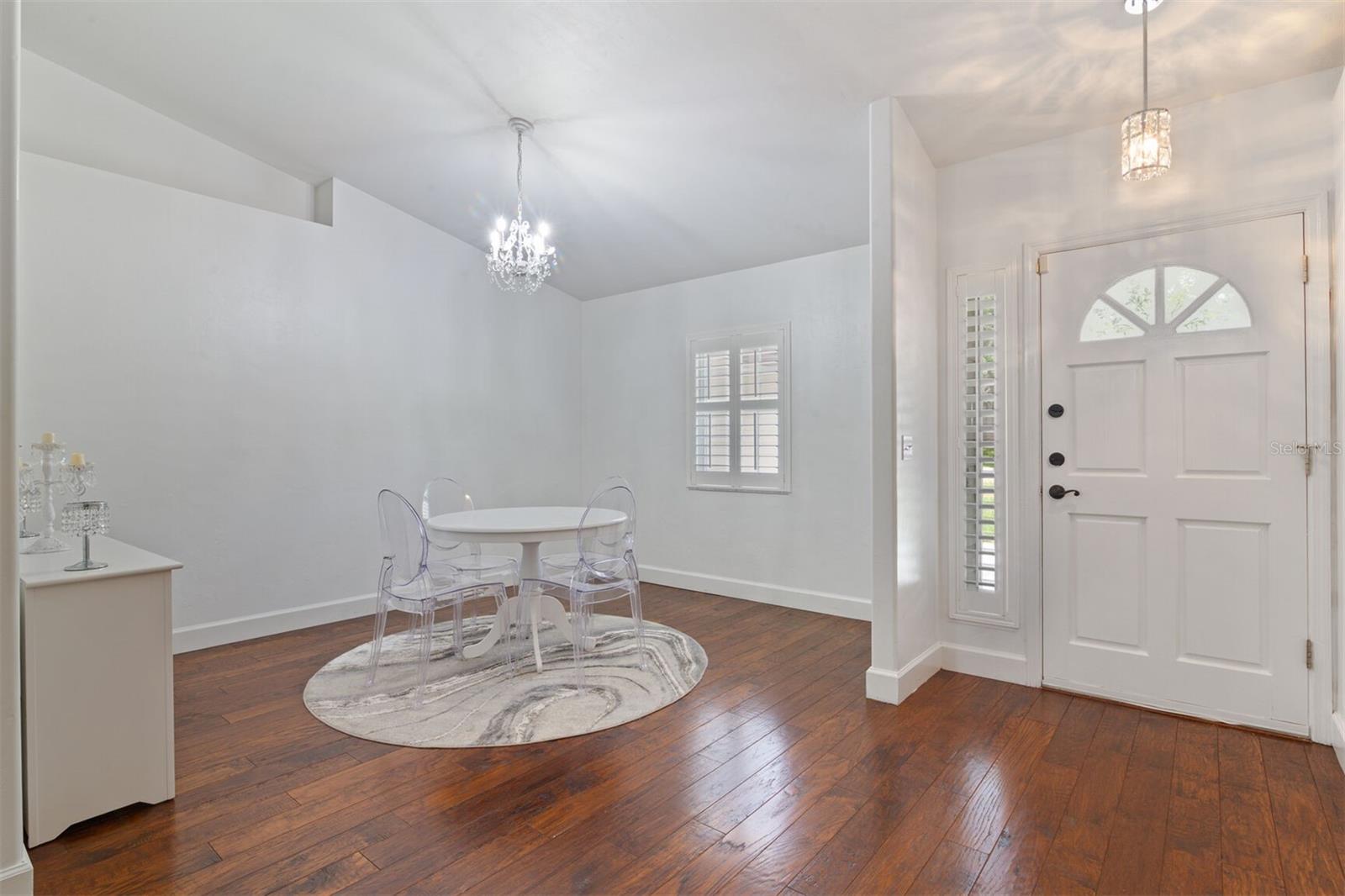 Image 6 of 31 For 9505 4th Place