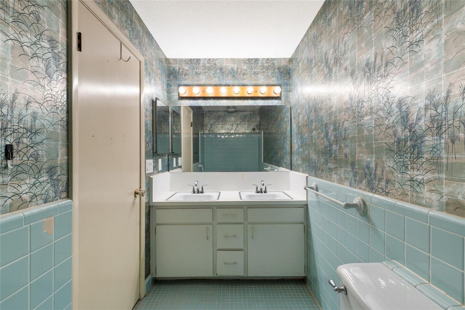 Image 22 of 49 For 1826 21st Street