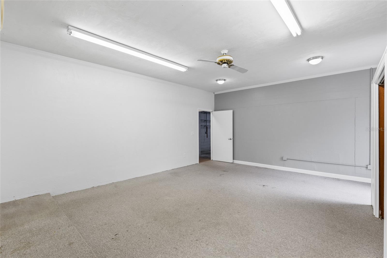 Image 32 of 49 For 1826 21st Street