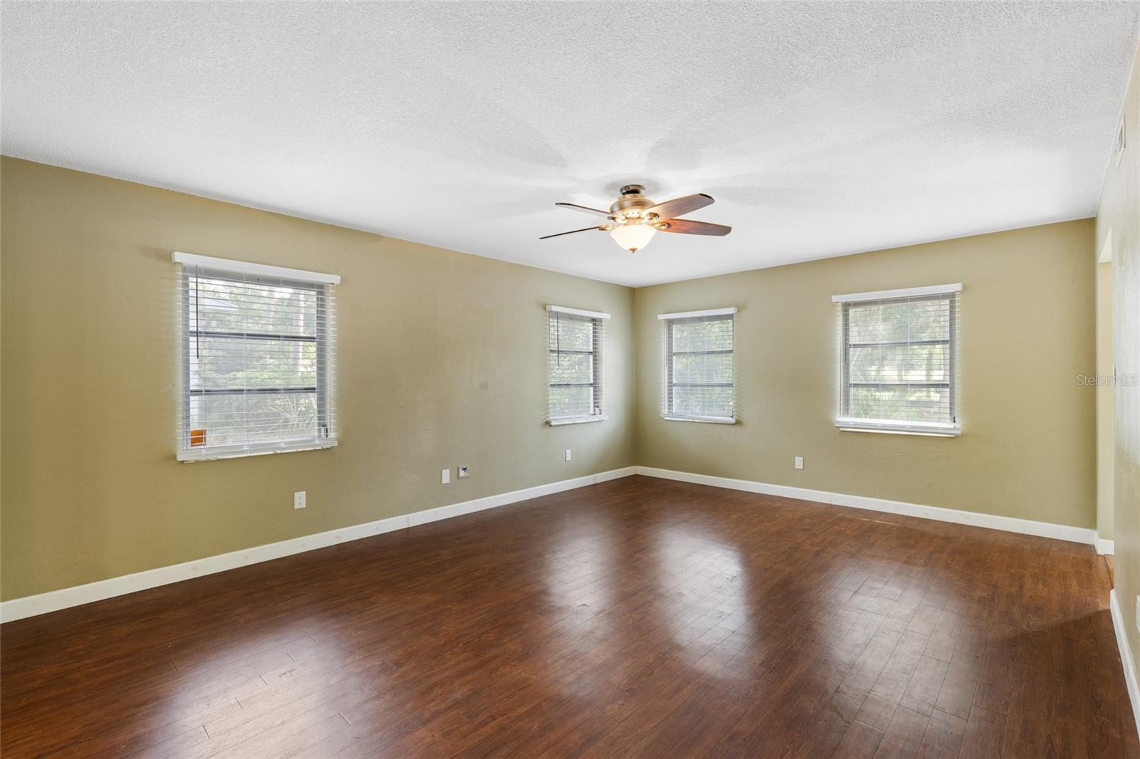 Image 5 of 49 For 1826 21st Street
