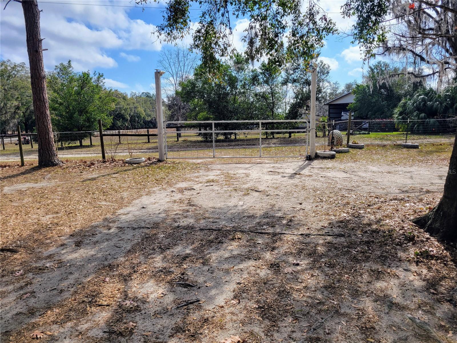 Image 46 of 81 For 9150 151st Lane