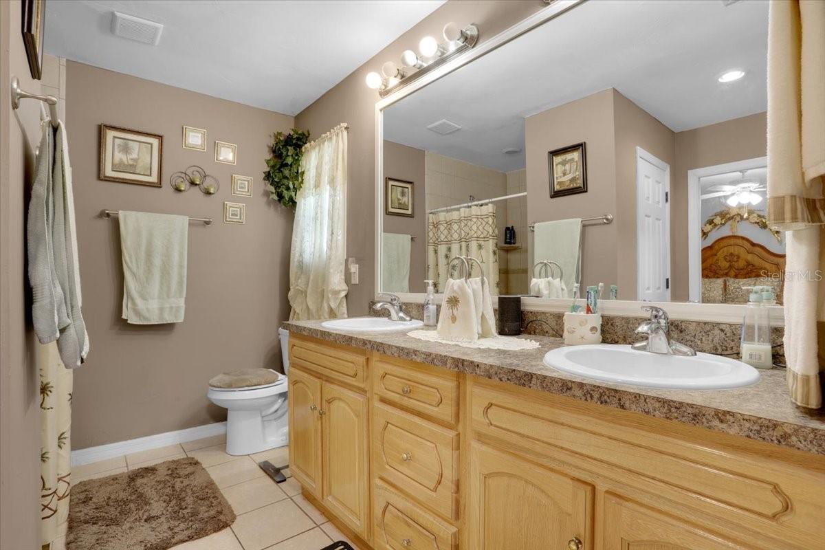 Image 18 of 32 For 207 Rose Lane