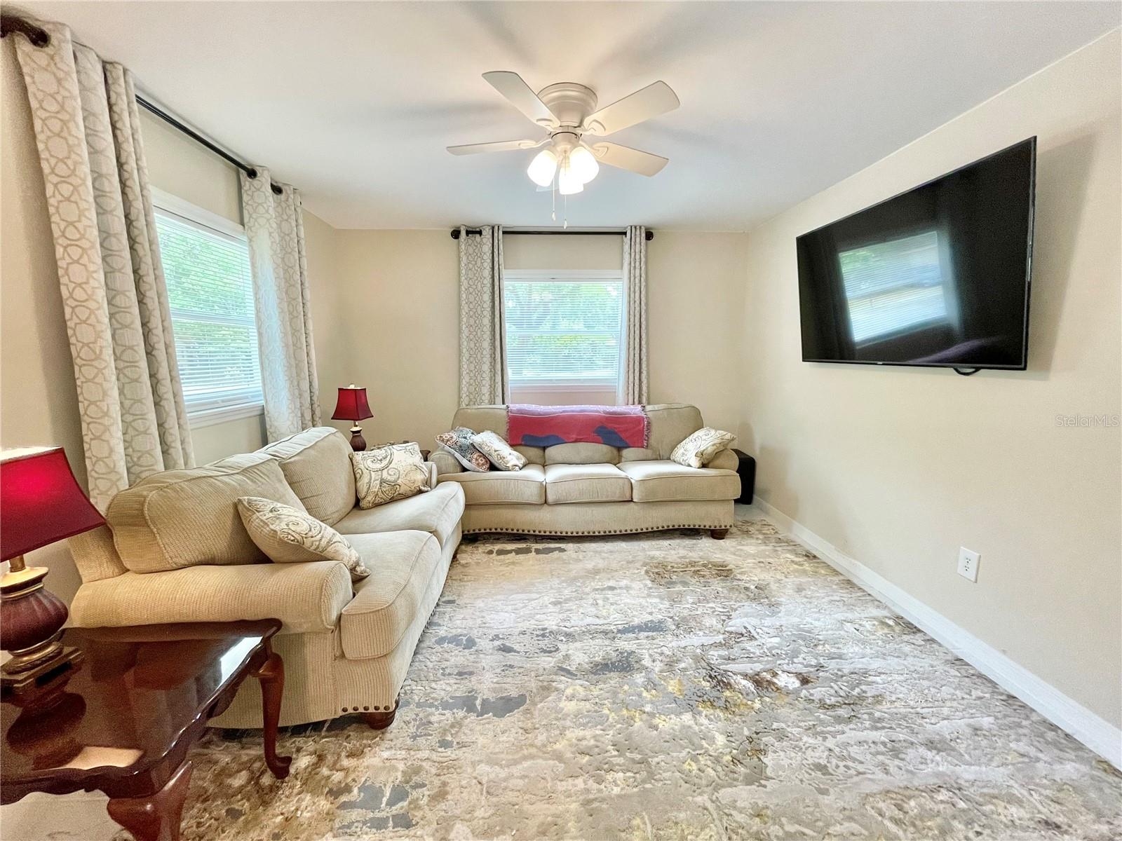 Image 11 of 37 For 2931 17th Drive