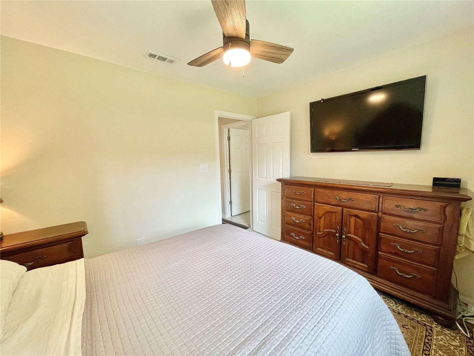 Image 12 of 37 For 2931 17th Drive