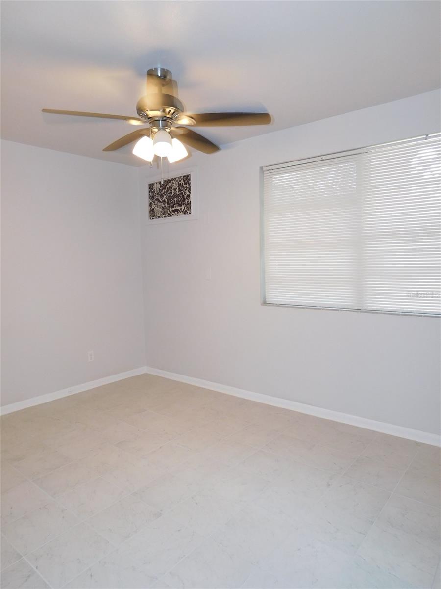 Image 10 of 14 For 552 5th Avenue