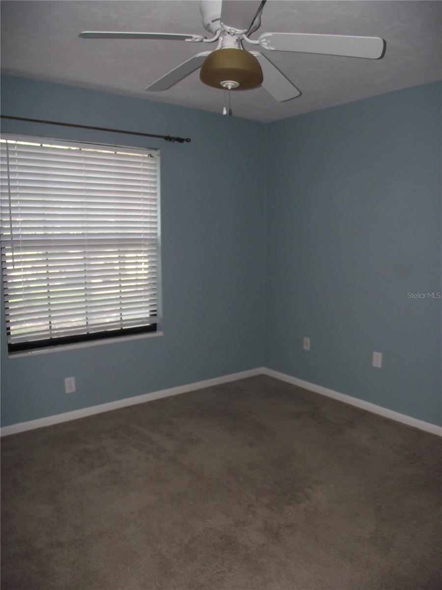 Image 9 of 14 For 1731 32 Place