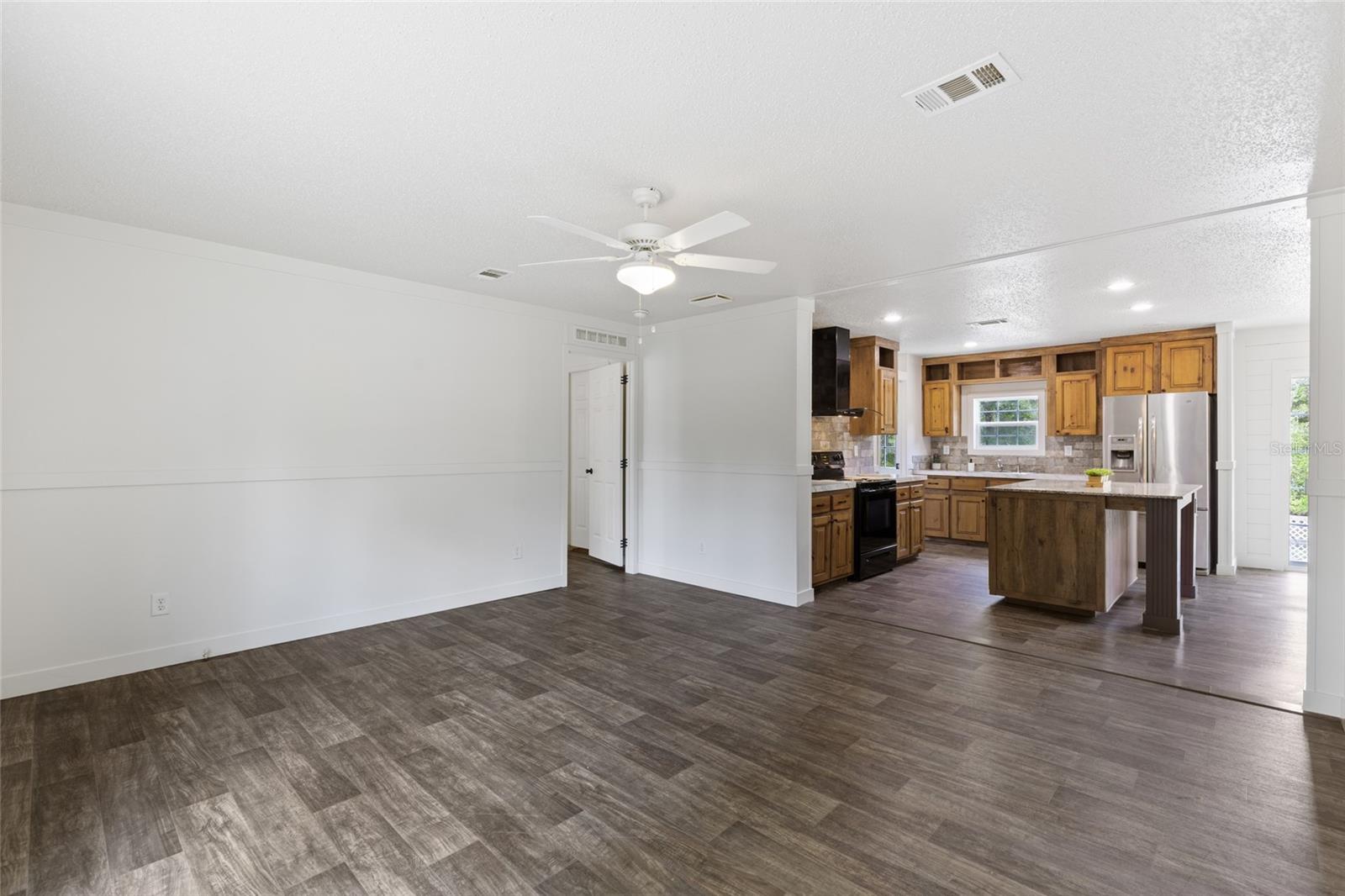 Image 5 of 36 For 6269 18th Terrace