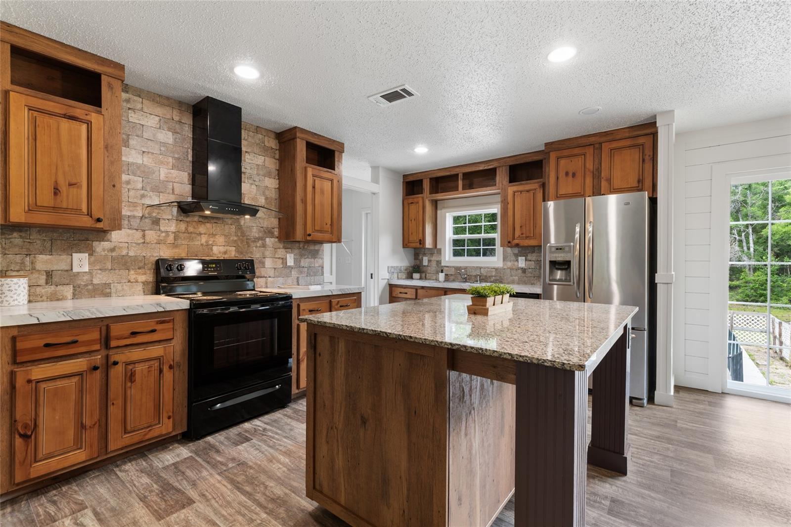Image 6 of 36 For 6269 18th Terrace