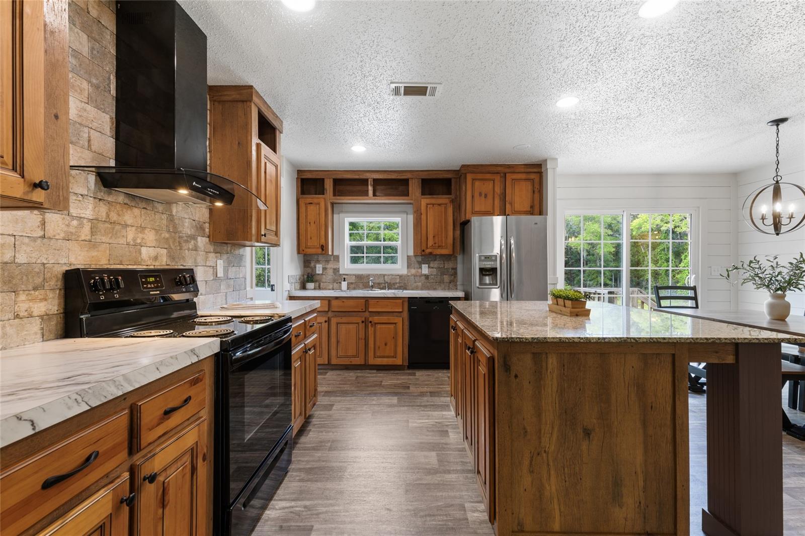 Image 7 of 36 For 6269 18th Terrace