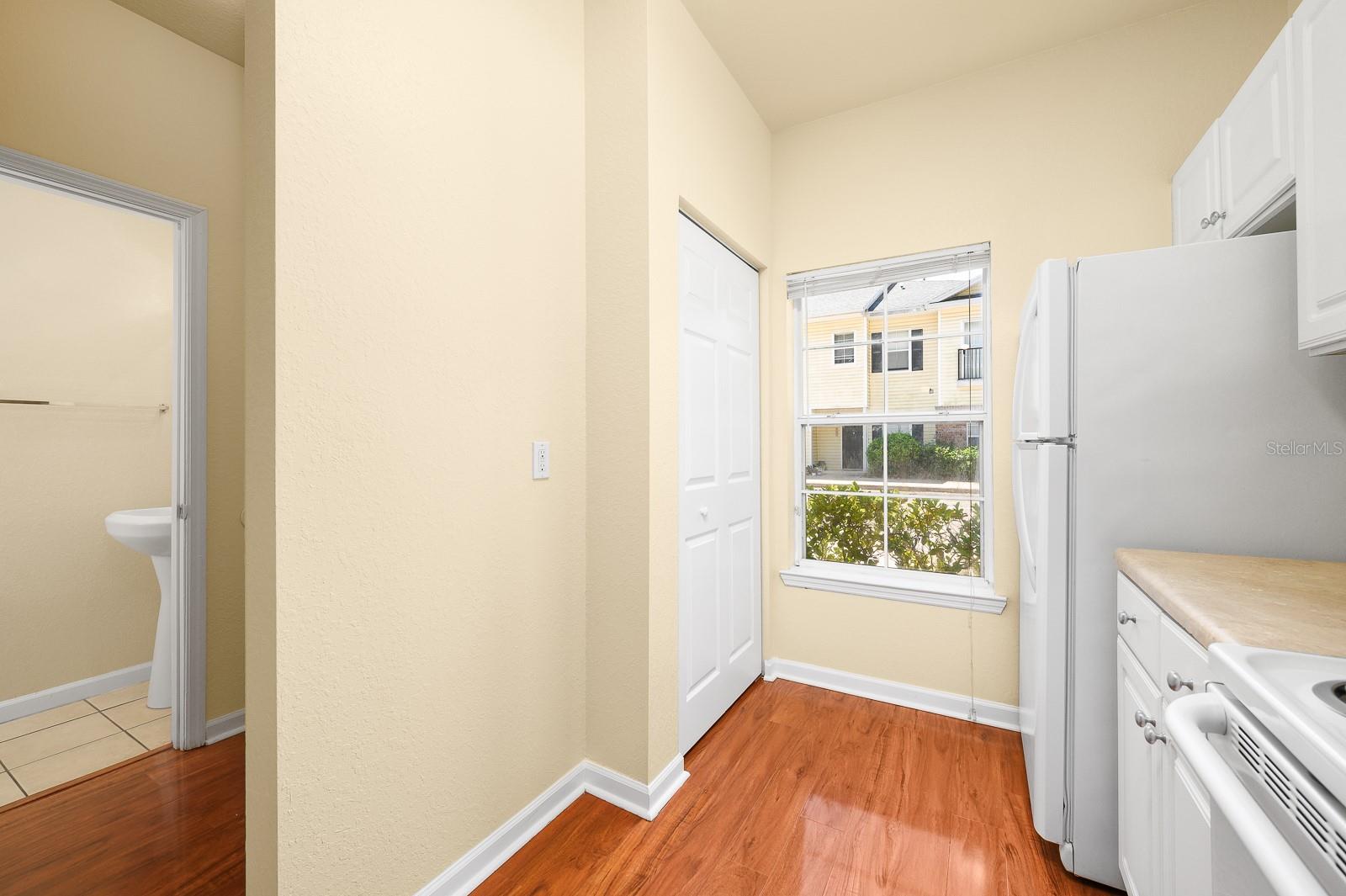 Image 17 of 33 For 5062 44th Lane 102