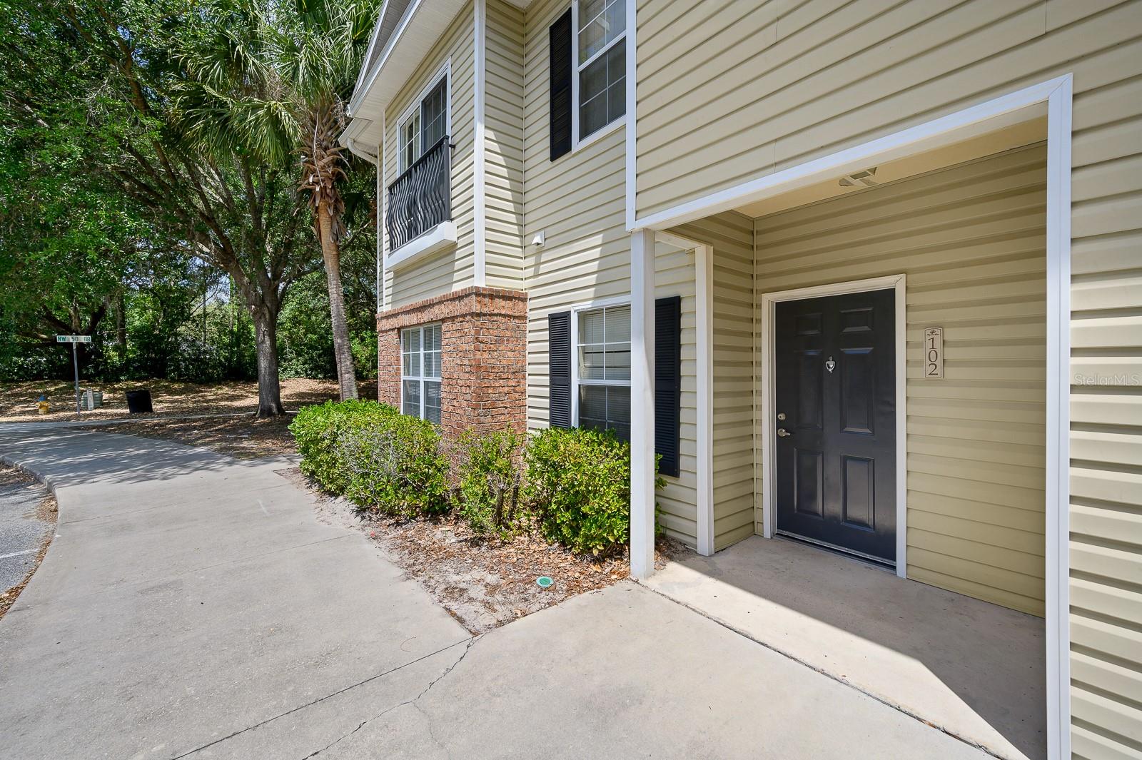 Image 4 of 33 For 5062 44th Lane 102