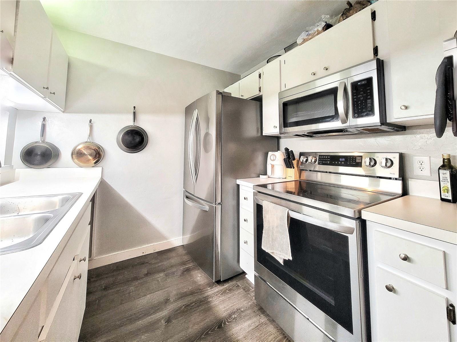 Image 10 of 30 For 4000 23rd Street 5-306