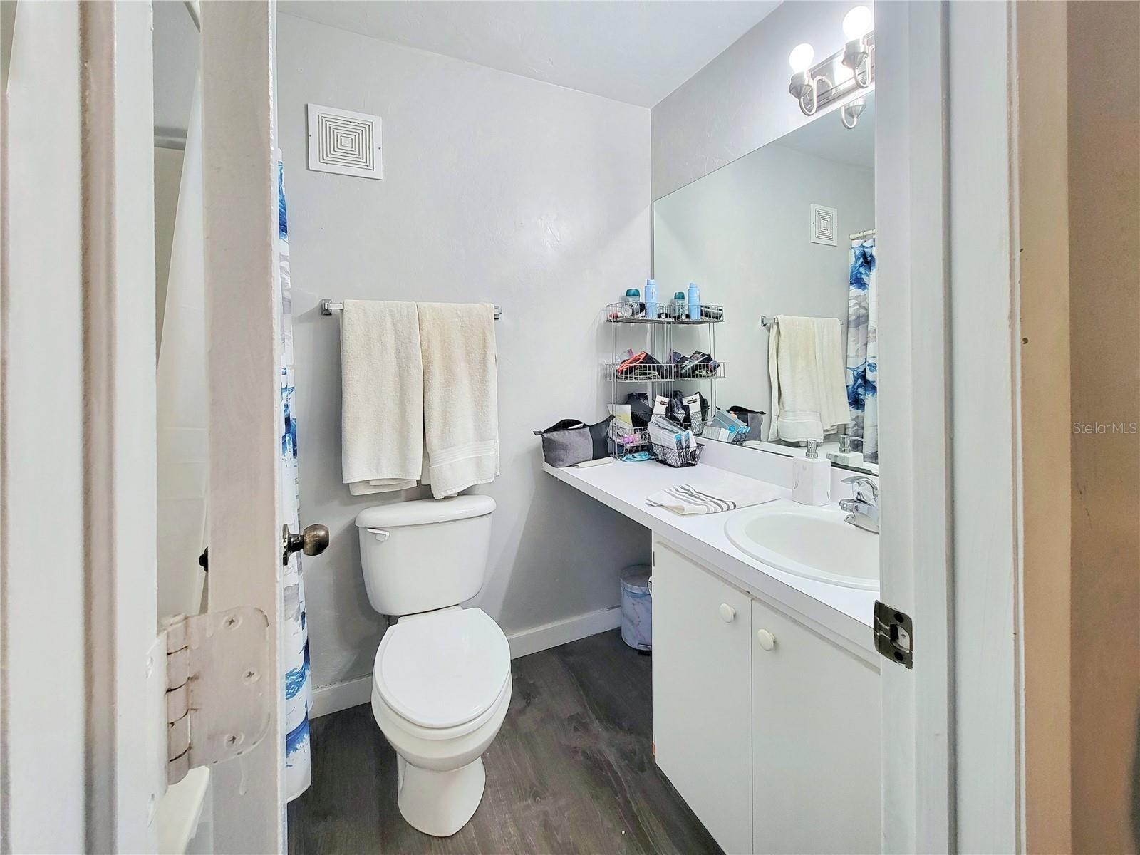 Image 27 of 30 For 4000 23rd Street 5-306