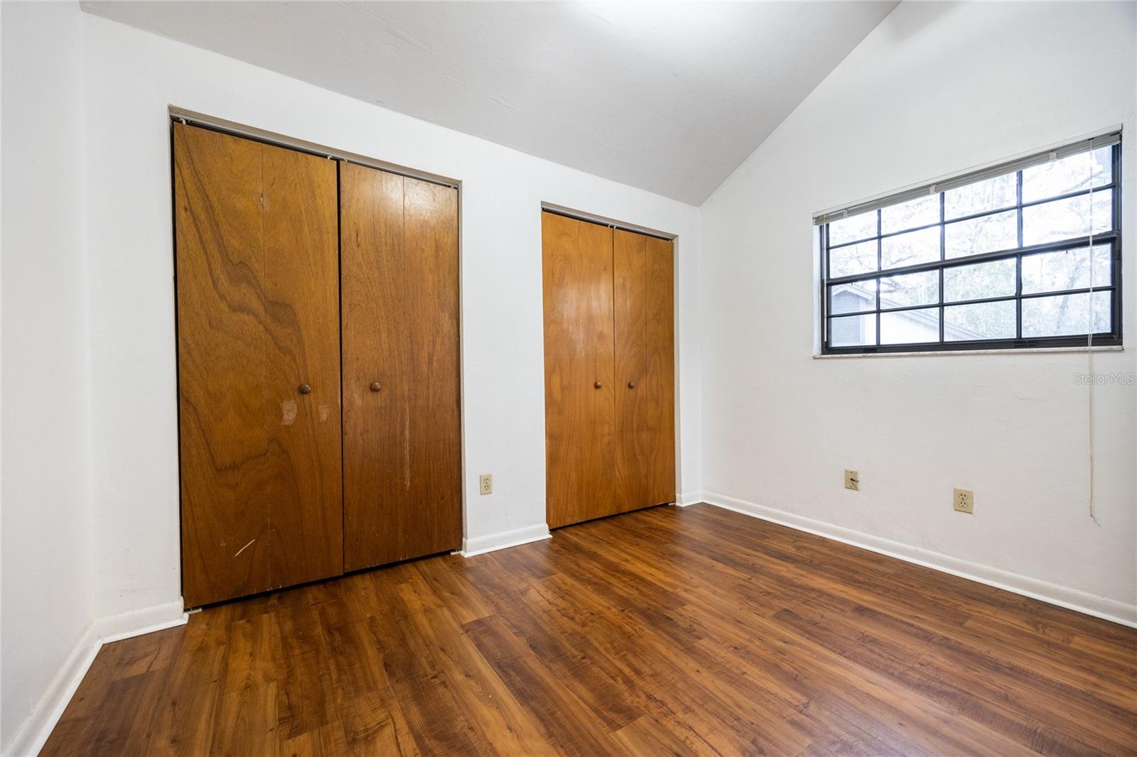 Image 41 of 45 For 5408 4th Place