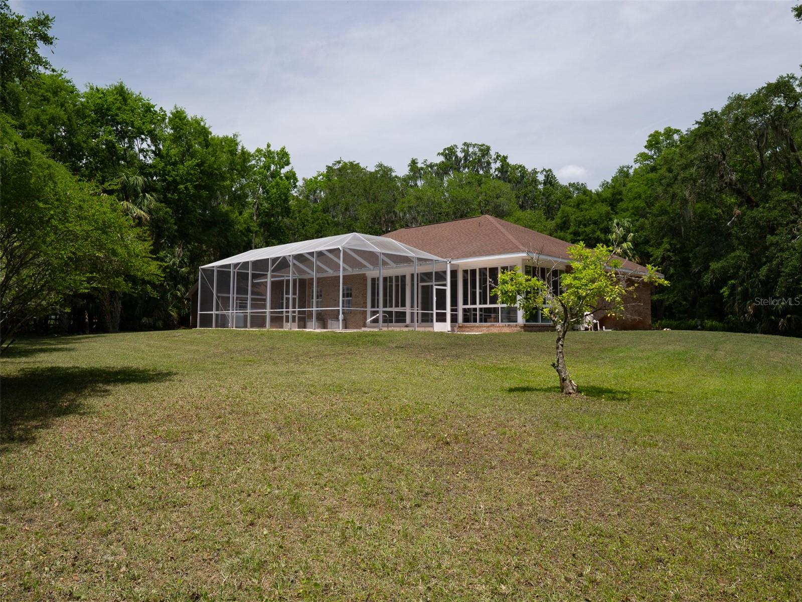 Image 15 of 40 For 10712 12th Terrace
