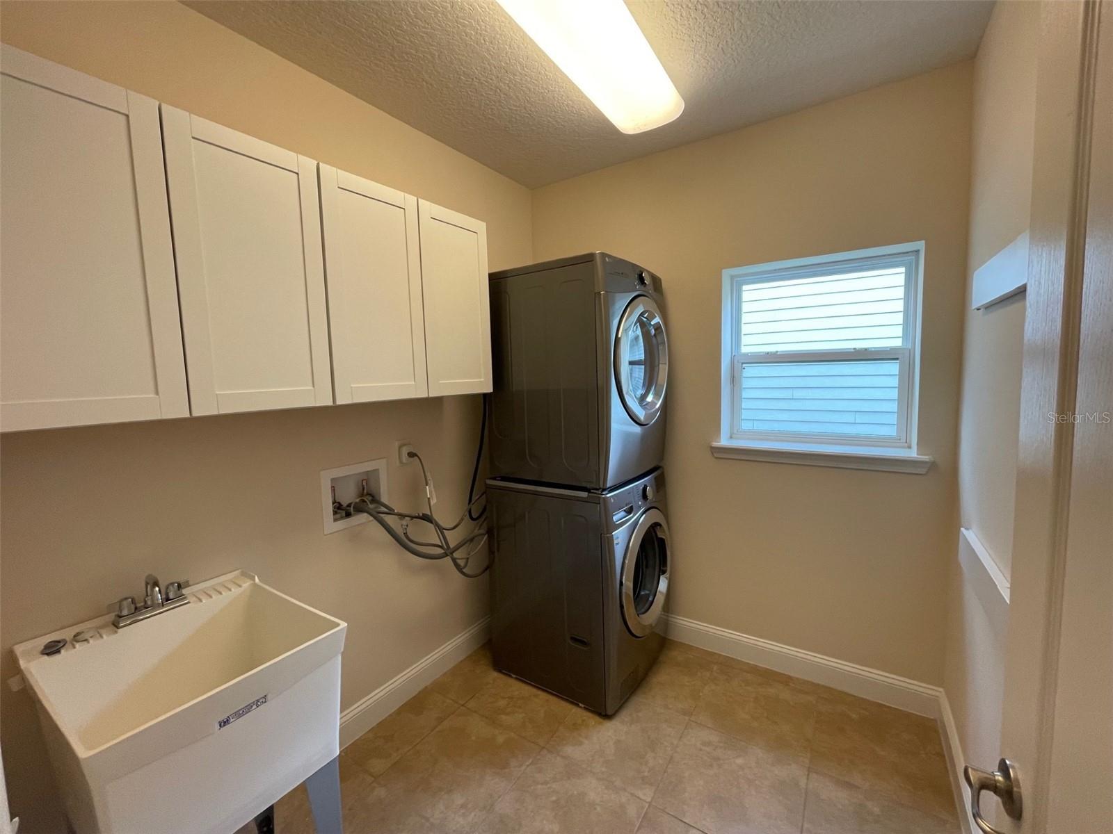 Image 18 of 50 For 8216 54th Street