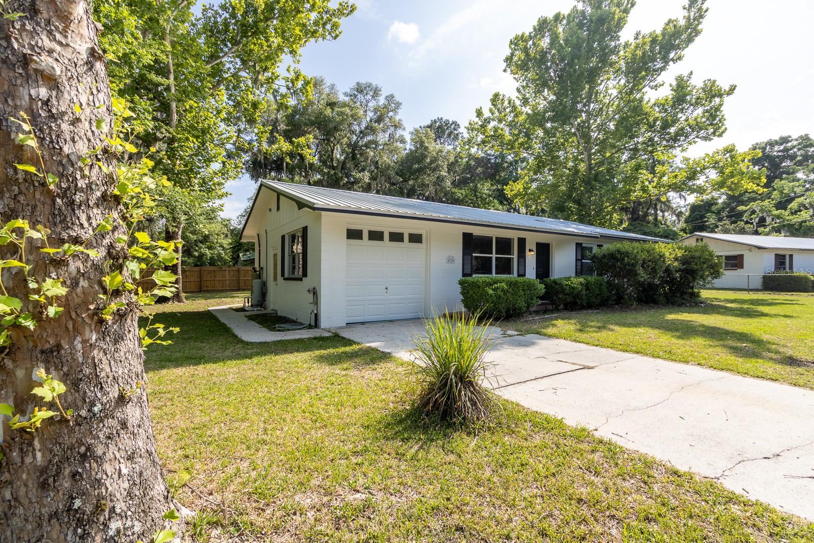 Image 2 of 35 For 4729 19th Avenue