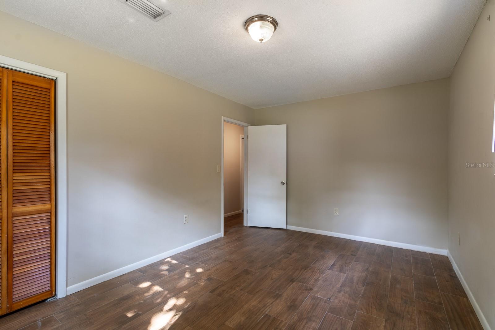 Image 21 of 35 For 4729 19th Avenue