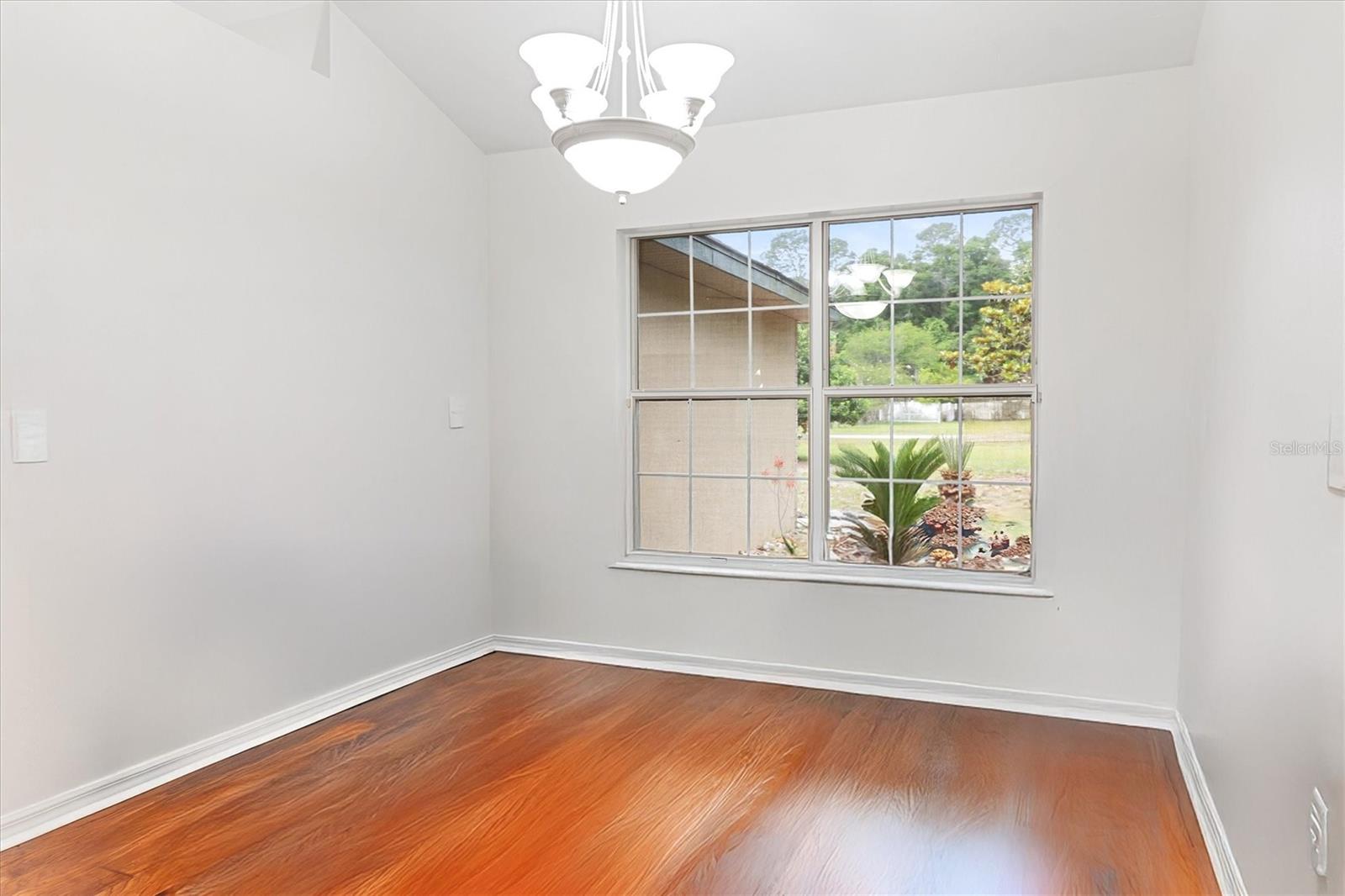 Image 12 of 39 For 20235 257th Terrace