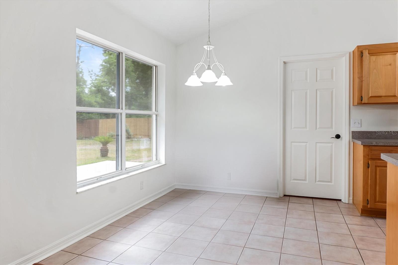 Image 18 of 39 For 20235 257th Terrace