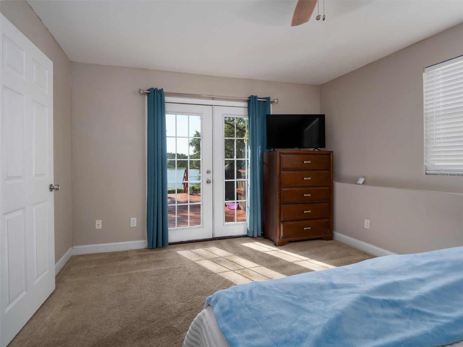 Image 12 of 46 For 7480 Paradise Drive